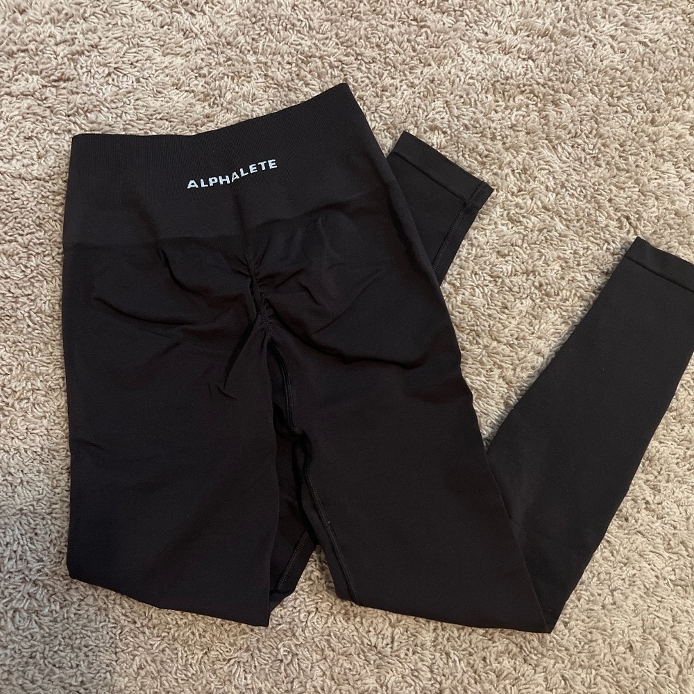 Alphalete chocolate amplify leggings size S